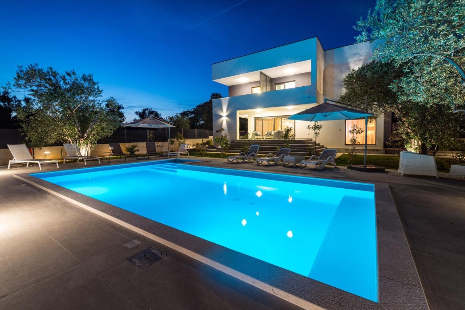 Crowonder Sun Dance Apartments With Heated Swimming Pool Seaview And Garden Sveti Filip i Jakov Luaran gambar