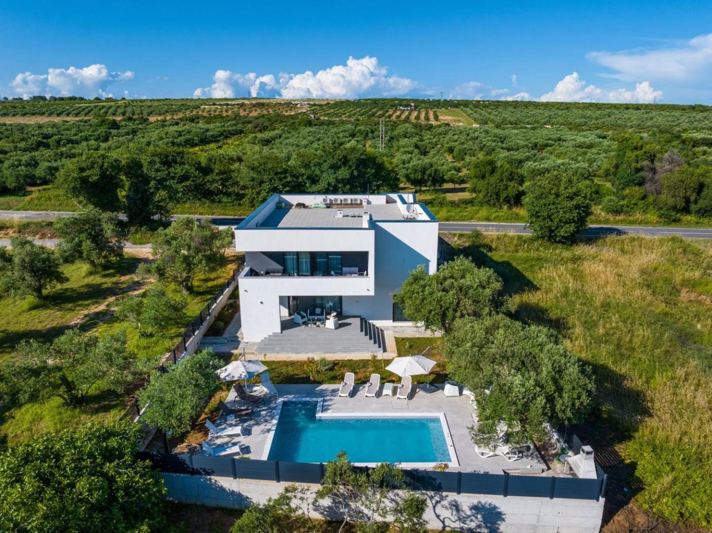 Crowonder Sun Dance Apartments With Heated Swimming Pool Seaview And Garden Sveti Filip i Jakov Luaran gambar